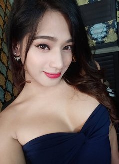 Kissable Abby - Acompañantes transexual in Manila Photo 1 of 6