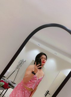 Kisses - Male escort in Riyadh Photo 1 of 12