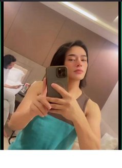 Kisses - Male escort in Riyadh Photo 11 of 12