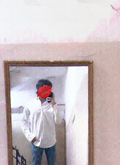 Kissfreak - Male escort in New Delhi Photo 2 of 2