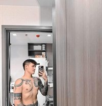 Kitar - Acompañantes masculino in Bangkok