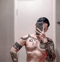 Kitar - Acompañantes masculino in Bangkok