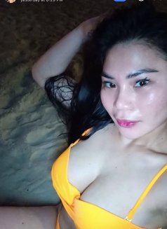 Kitkat, - escort in Makati City Photo 2 of 4
