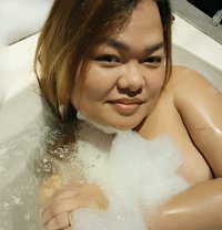 Kitkat - Transsexual companion in Manila