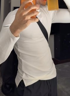 Kittu - Male escort in Hyderabad Photo 2 of 2