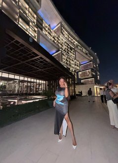 KITTY Bombshell - Transsexual escort in Dubai Photo 27 of 29