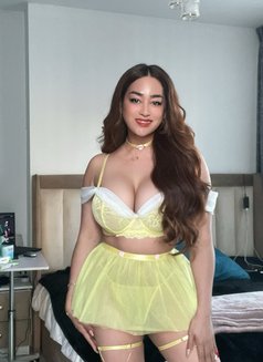 KITTY Bombshell - Transsexual escort in Dubai Photo 20 of 20