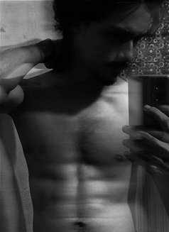 Kitty Boy - Male escort in Dhaka Photo 2 of 4
