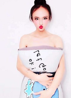 Kitty in Xiamen - Transsexual escort in Shanghai Photo 1 of 6