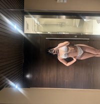 Kitty - escort in Manila