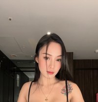 Kitty - escort in Manila Photo 6 of 6