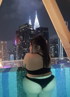 Kitty Jo - puta in Kuala Lumpur Photo 12 of 12