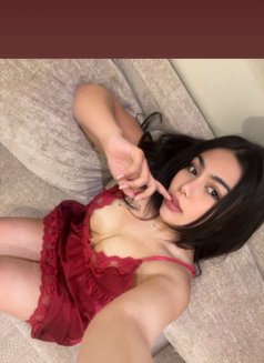 Kitty New Riyadh - puta in Riyadh Photo 10 of 10