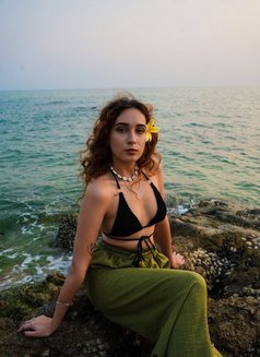 Kitty - escort in Bangkok Photo 17 of 22