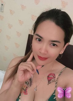 Kitty Vip anal - puta in Muscat Photo 13 of 13