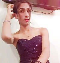 Aayat0101 - Acompañantes transexual in New Delhi