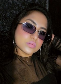 Kittykitty - companion in Mumbai Photo 4 of 4