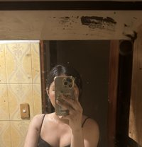 Kittyyy - escort in Manila