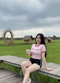 Kiwi - escort in Ho Chi Minh City Photo 5 of 12