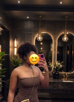 Kiya - escort in Accra Photo 1 of 1