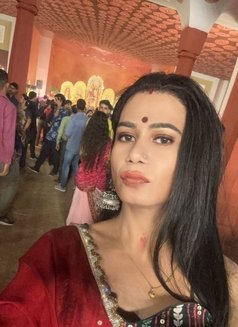 Kiyara Chakraborty - Transsexual escort in New Delhi Photo 6 of 21