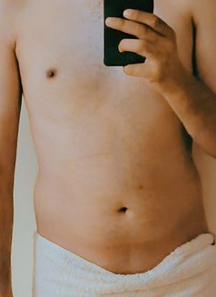 KK@Bahrain 🇧🇭 - Acompañantes masculino in Al Manama Photo 2 of 3