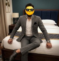 Kkabir - Acompañantes masculino in Pune
