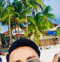 lucas - Male escort in Manila