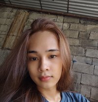 Kkristendj Needs a Sugar Daddy - Transsexual escort in Manila