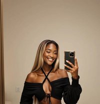 Klara - escort in Tokyo