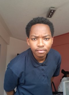 Klaus - Male escort in Nairobi Photo 2 of 3