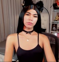 Klea Kismundo - Transsexual escort in Makati City