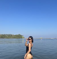 Klea Kismundo - Transsexual escort in Makati City