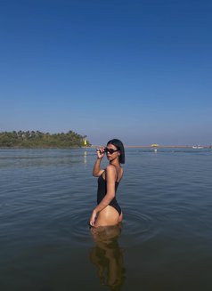 Klea Kismundo - Transsexual escort in Makati City Photo 6 of 8