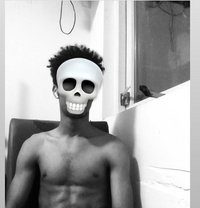 Klg - Male escort in Paris