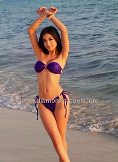 Kloe Spanish 19 Years All Natural - puta in Doha Photo 12 of 12