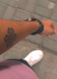 Kmen - Acompañantes masculino in Pune Photo 1 of 2