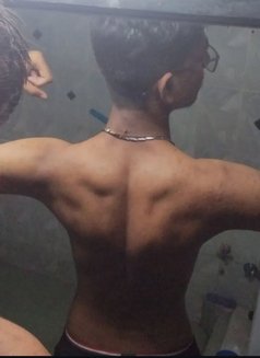 Kmen - Acompañantes masculino in Pune Photo 2 of 2