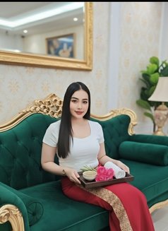 Nicha Sexy Lady good massage in - puta in Riyadh Photo 2 of 5