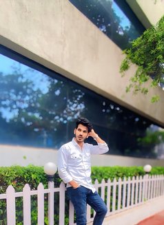 Knight King - Male escort in Mumbai Photo 5 of 5