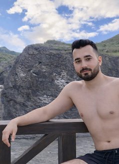 Knok - Acompañantes masculino in Dubai Photo 1 of 3