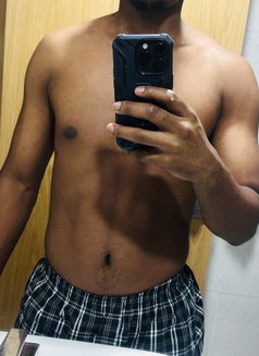 Knowledge - Male escort in Abu Dhabi Photo 2 of 3