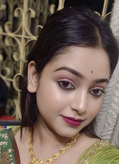 Kobita - Male adult performer in Kochi Photo 7 of 10