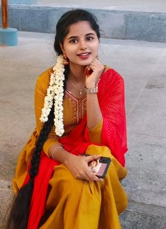 Kochi Escort Service - escort in Kochi Photo 2 of 2