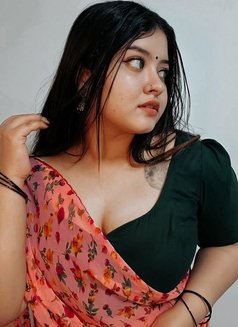 Kochi - escort in Kochi Photo 2 of 2