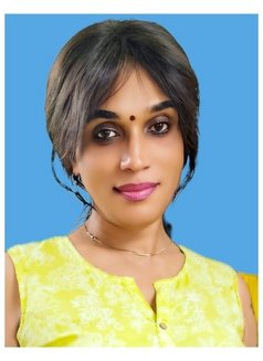 Kochi Shemale Queen - Acompañantes transexual in Kochi Photo 2 of 4