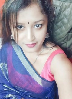 Kochi Vip Escort Service - escort in Kochi Photo 1 of 2