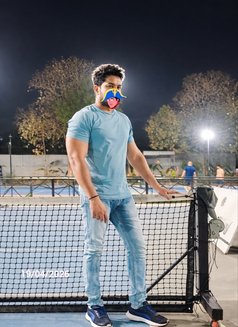 Kodiak - Male escort in Hyderabad Photo 16 of 17