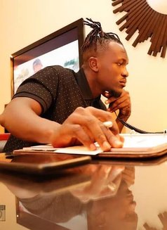 Kojo - Male escort in Accra Photo 6 of 9