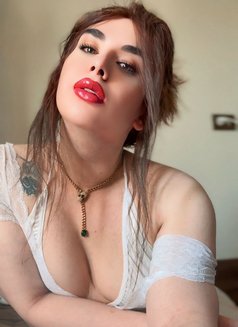Kokii - Transsexual escort in Cairo Photo 8 of 9